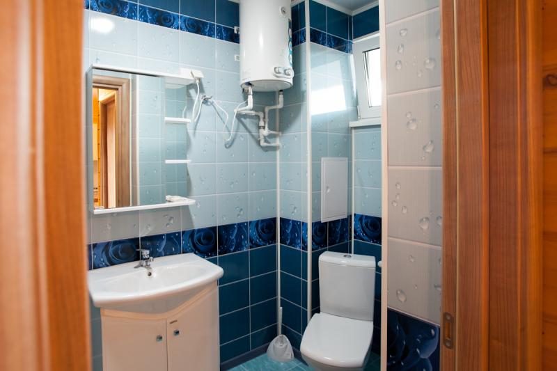 Студия с видом на пруд