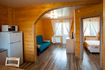 Улучшенные апартаменты с 1 спальней, балконом и видом на воду