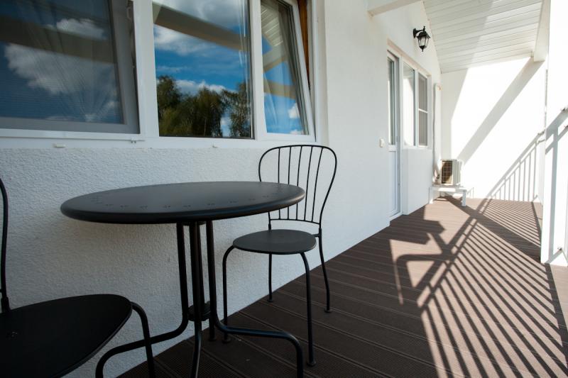 Улучшенные апартаменты с 1 спальней, балконом, видом и кондиционером