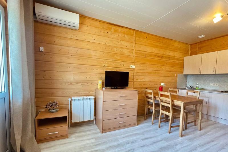 Улучшенные апартаменты с 1 спальней, балконом, видом и кондиционером