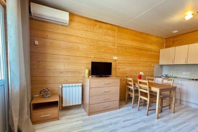 Улучшенные апартаменты с 1 спальней, балконом, видом и кондиционером